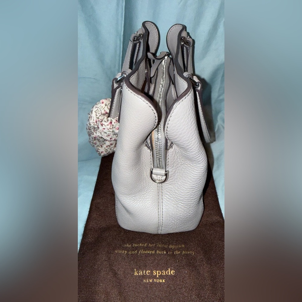 Kate Spade Jackson Medium Triple
Compartment Satchel With Dust Bag - Picture 5 of 14